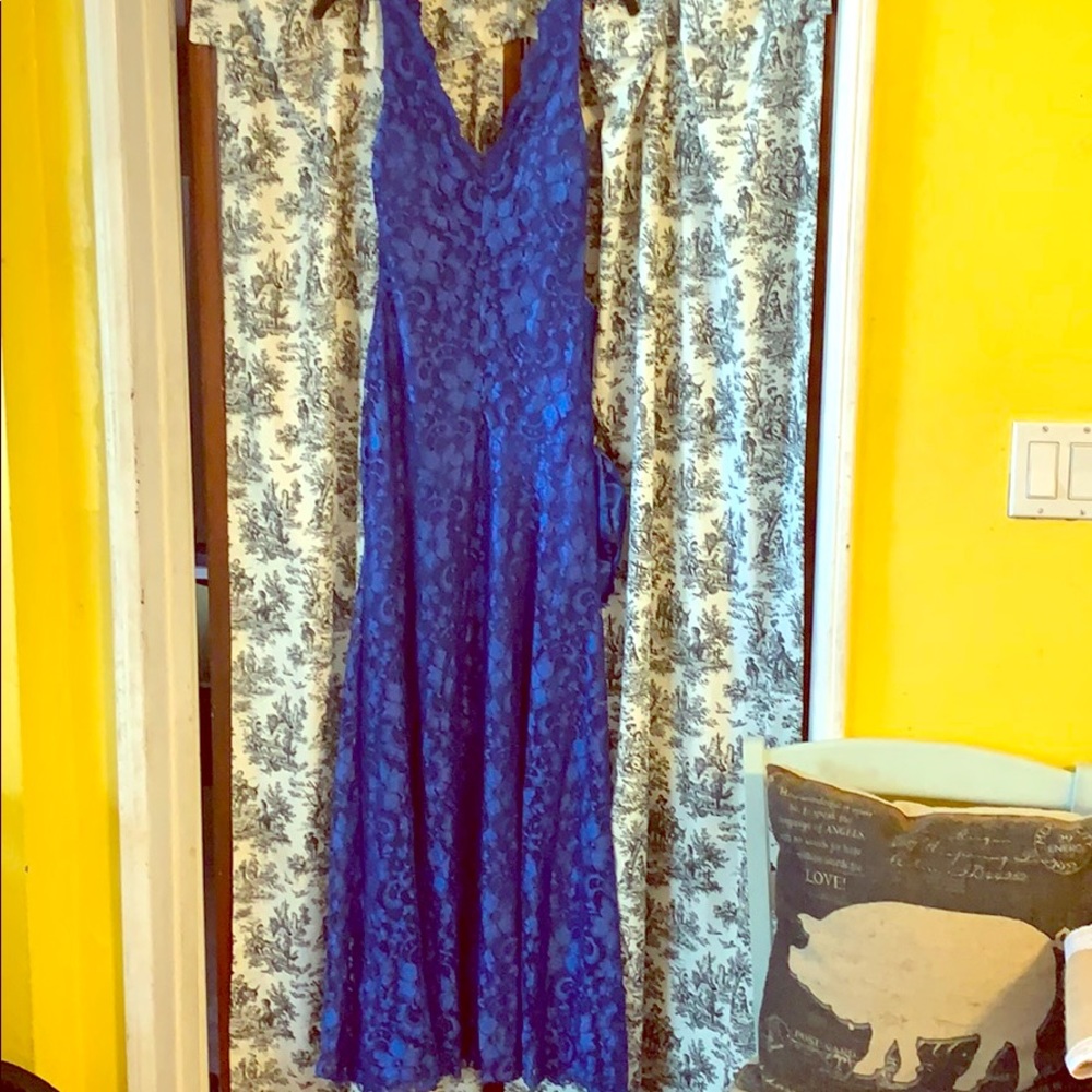 Blue Windsor long prom dress
